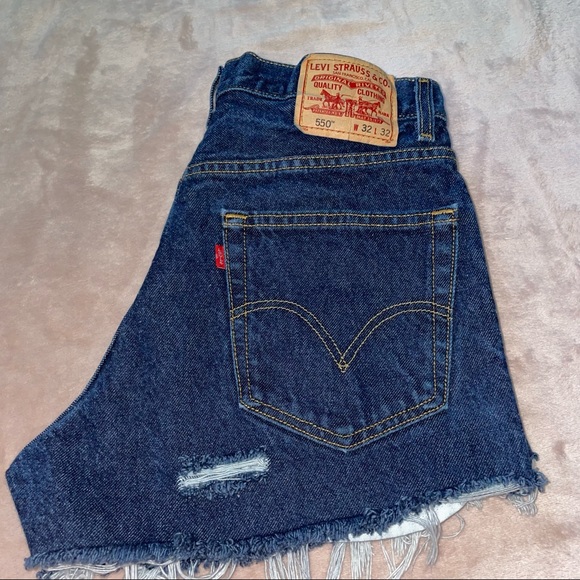 Levi’s 550 distressed short size 32 - Picture 4 of 9